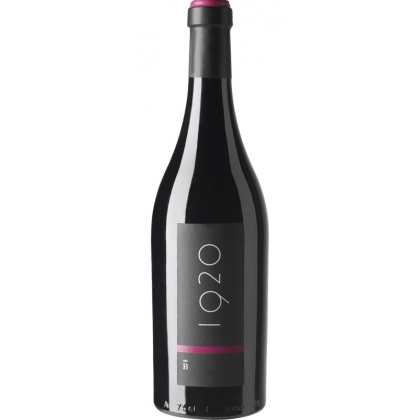 Red wine 1920