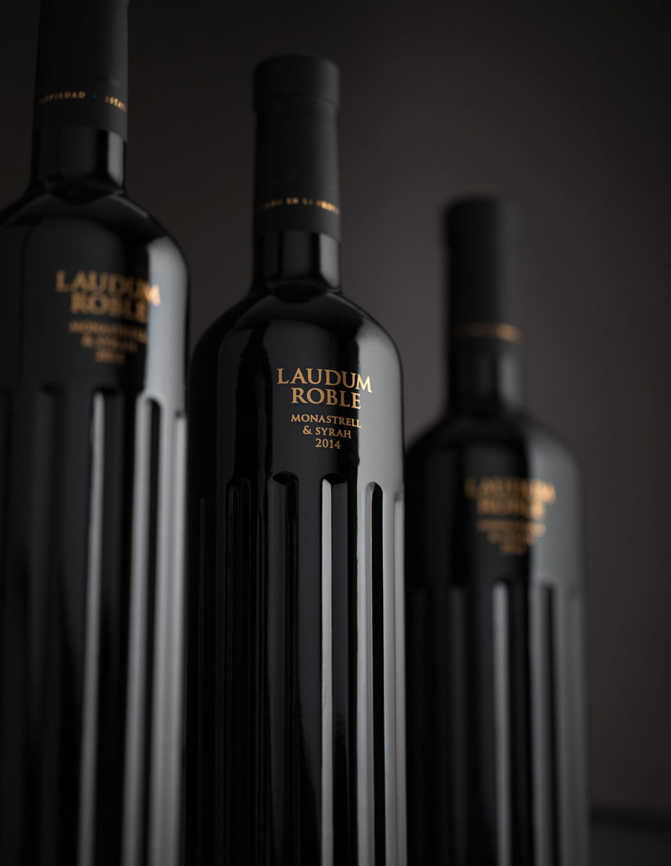 Buy Red Wine Laudum Roble, a new concept of Mediterranean wine